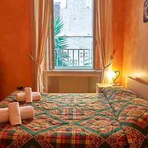 Vatican Flat , Roma Italia