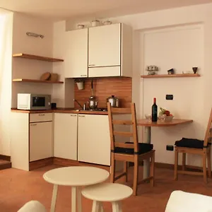 Imbarcadero Apartment